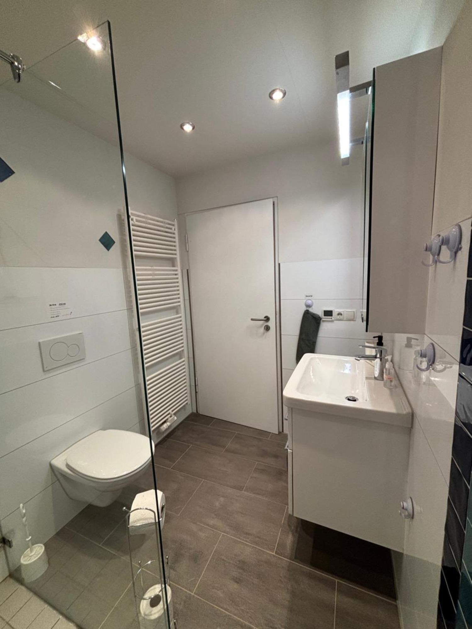 Charmante Ferienwohnung Fuer 2-3 Gaeste Wuerzburg Höchberg Buitenkant foto